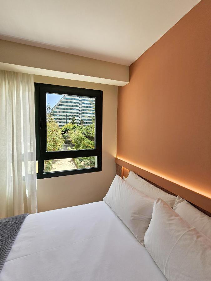 Apartamentos Las Ciencias R Valencia Exteriör bild