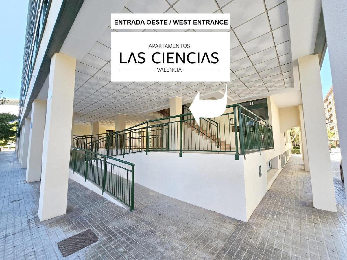 Apartamentos Las Ciencias R Valencia Exteriör bild